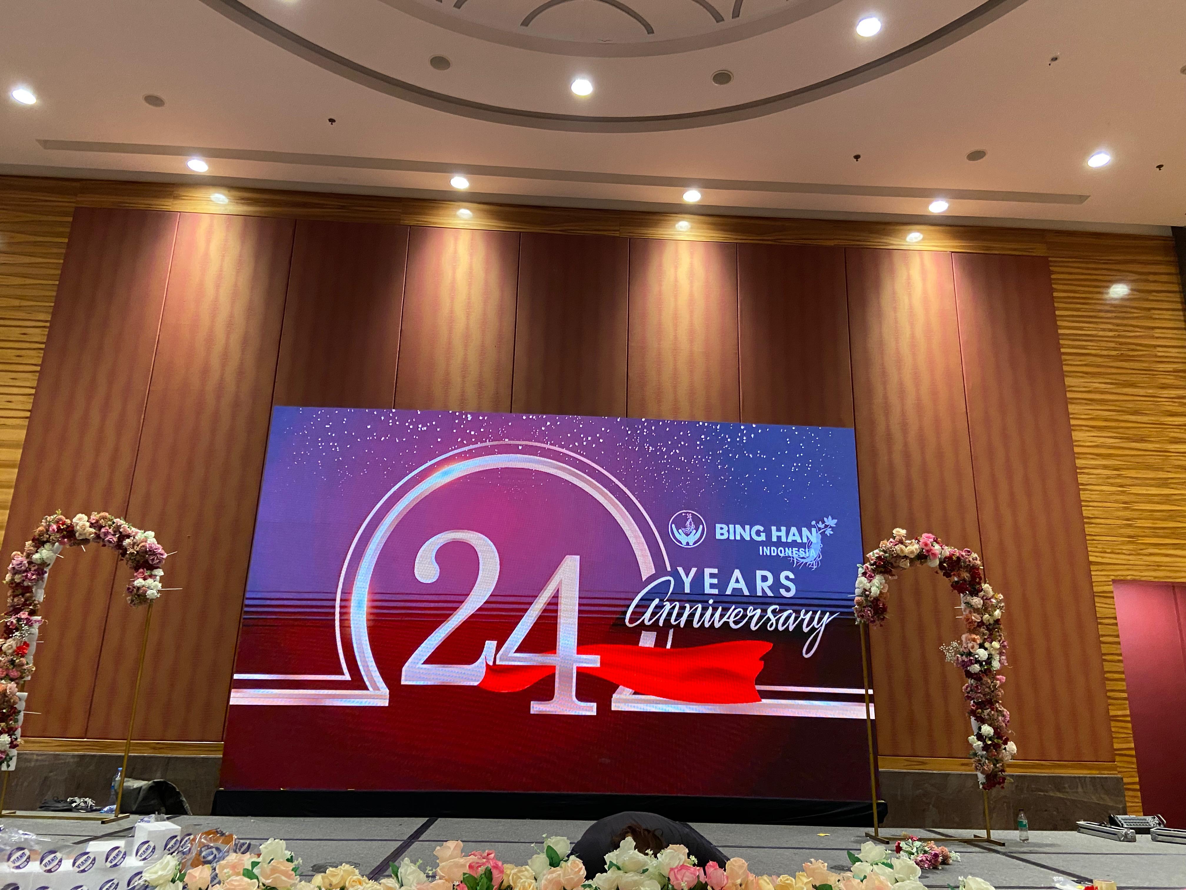 Grand Wedding Backdrop